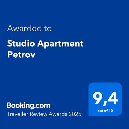 Studio Apartment Petrov ชิเบนิก ภายนอก รูปภาพ