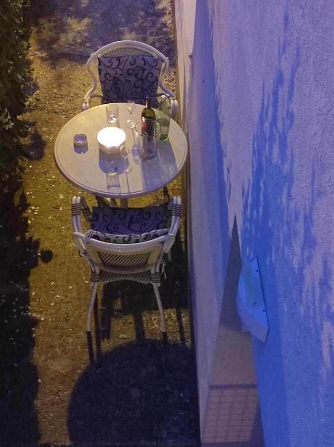 Studio Apartment Petrov ชิเบนิก ภายนอก รูปภาพ