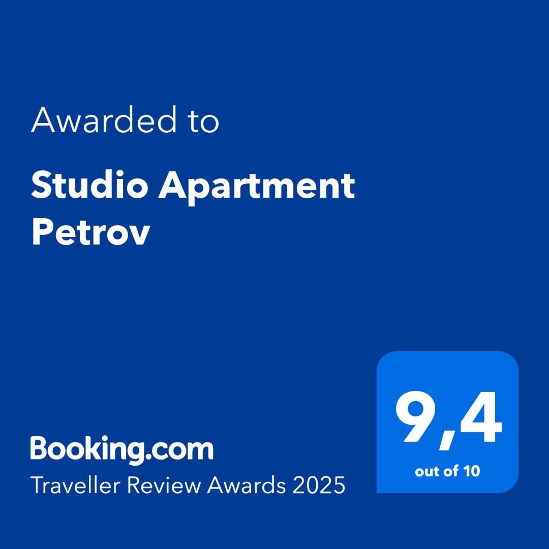 Studio Apartment Petrov ชิเบนิก ภายนอก รูปภาพ